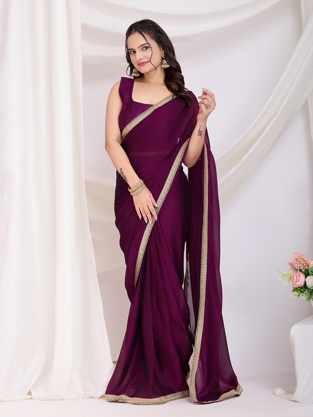 

HERE&NOW Panvel Embroidered Ready to Wear Saree, Burgundy