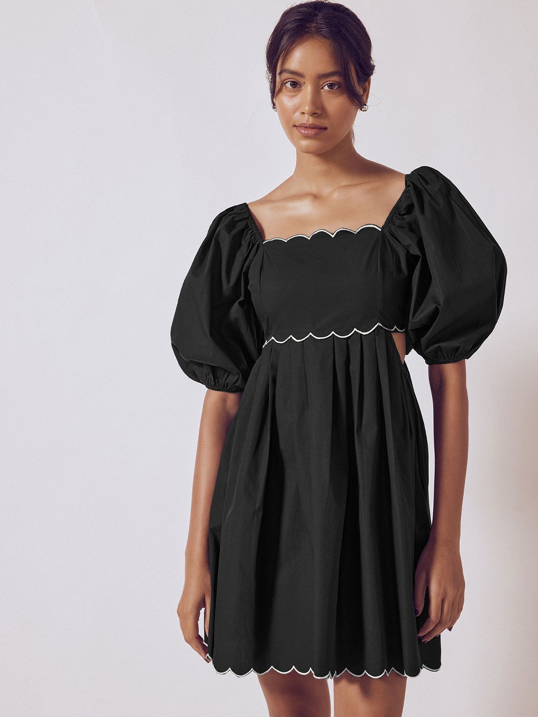 

The Label Life Women Monochrome Scallop Detail Puff Sleeve Mini Fit & Flare Dress, Black