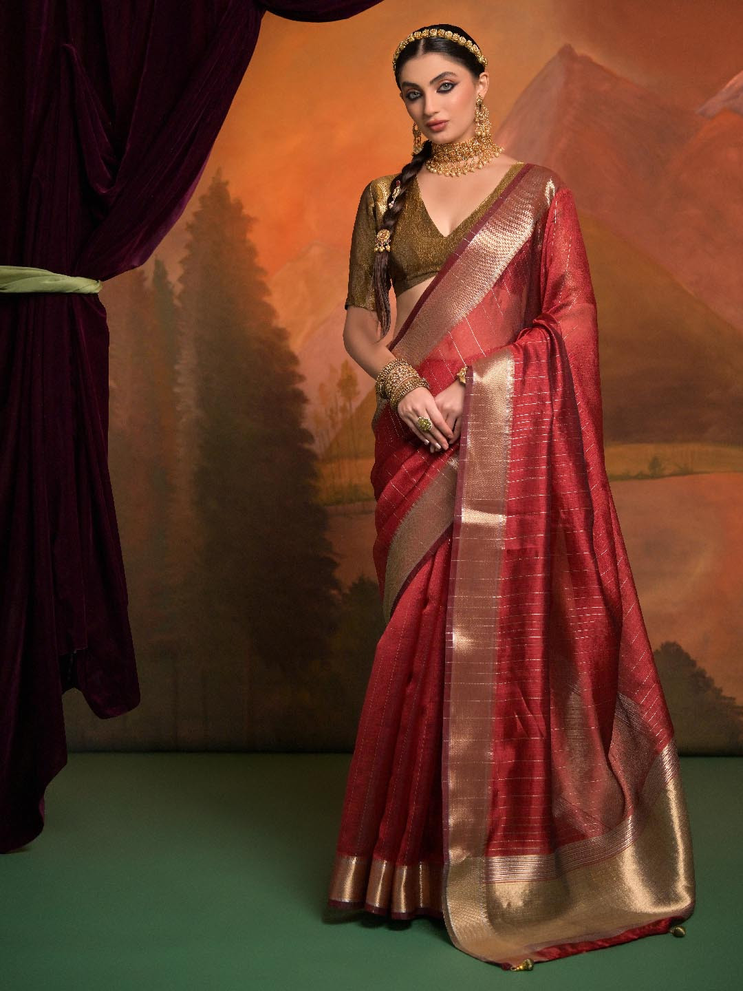 

Panzora Woven Design Zari Silk Blend Saree, Red
