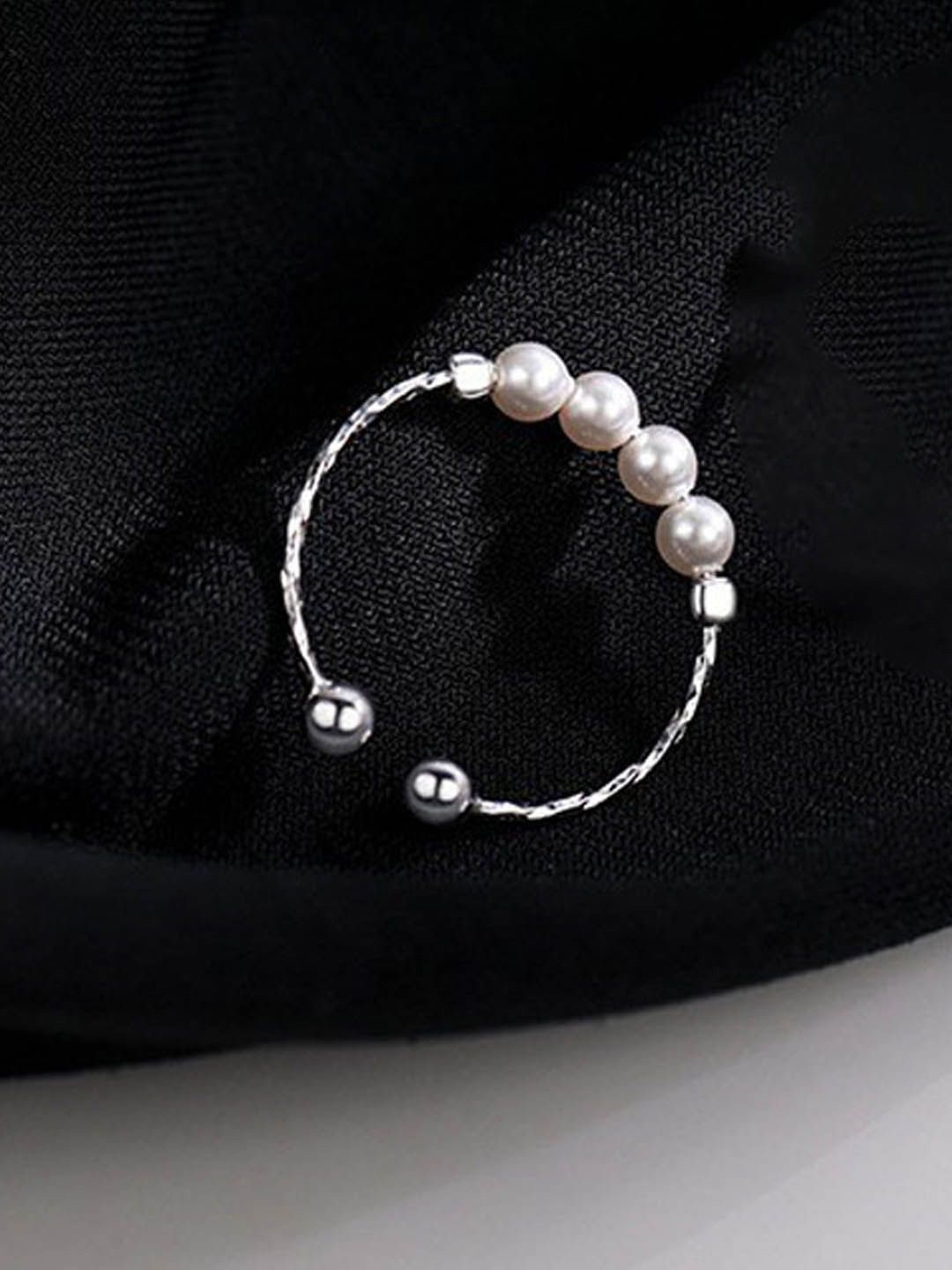 

StyleCast Silver-Toned Silver-Plated Pearls Beaded Adjustable Finger Ring