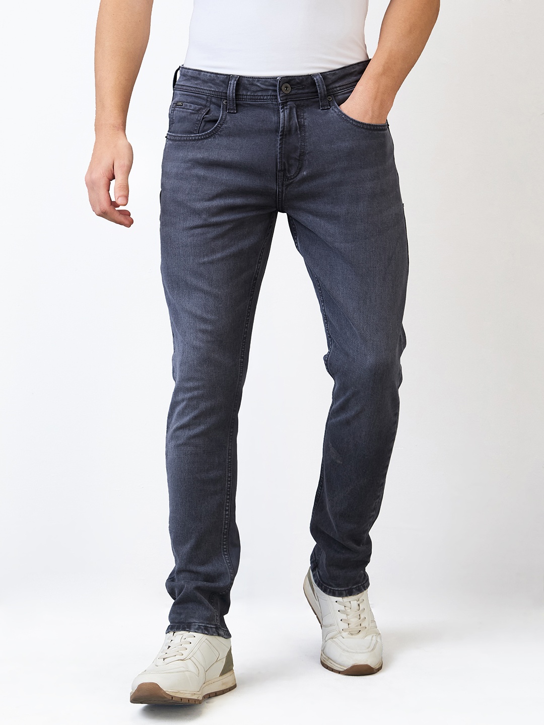 

SPYKAR Men Slim Fit Low-Rise Jeans, Grey