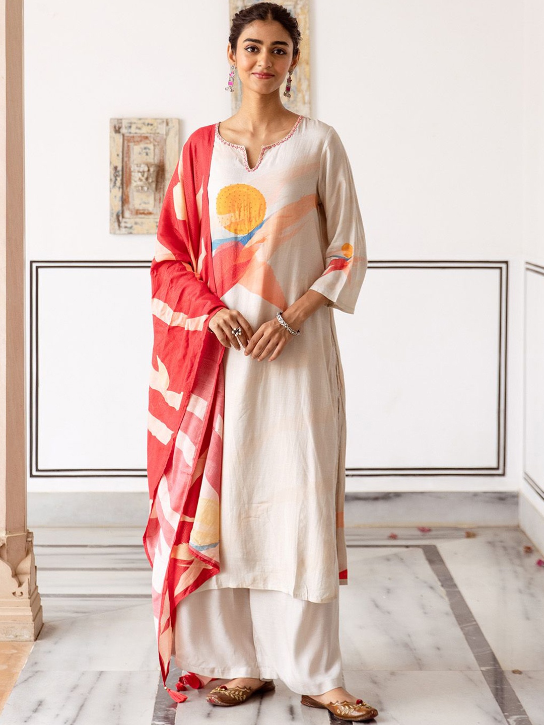 

Ishin Floral Printed Notch Neck Beads And Stones Straight Kurta With Palazzos And Dupatta, Cream