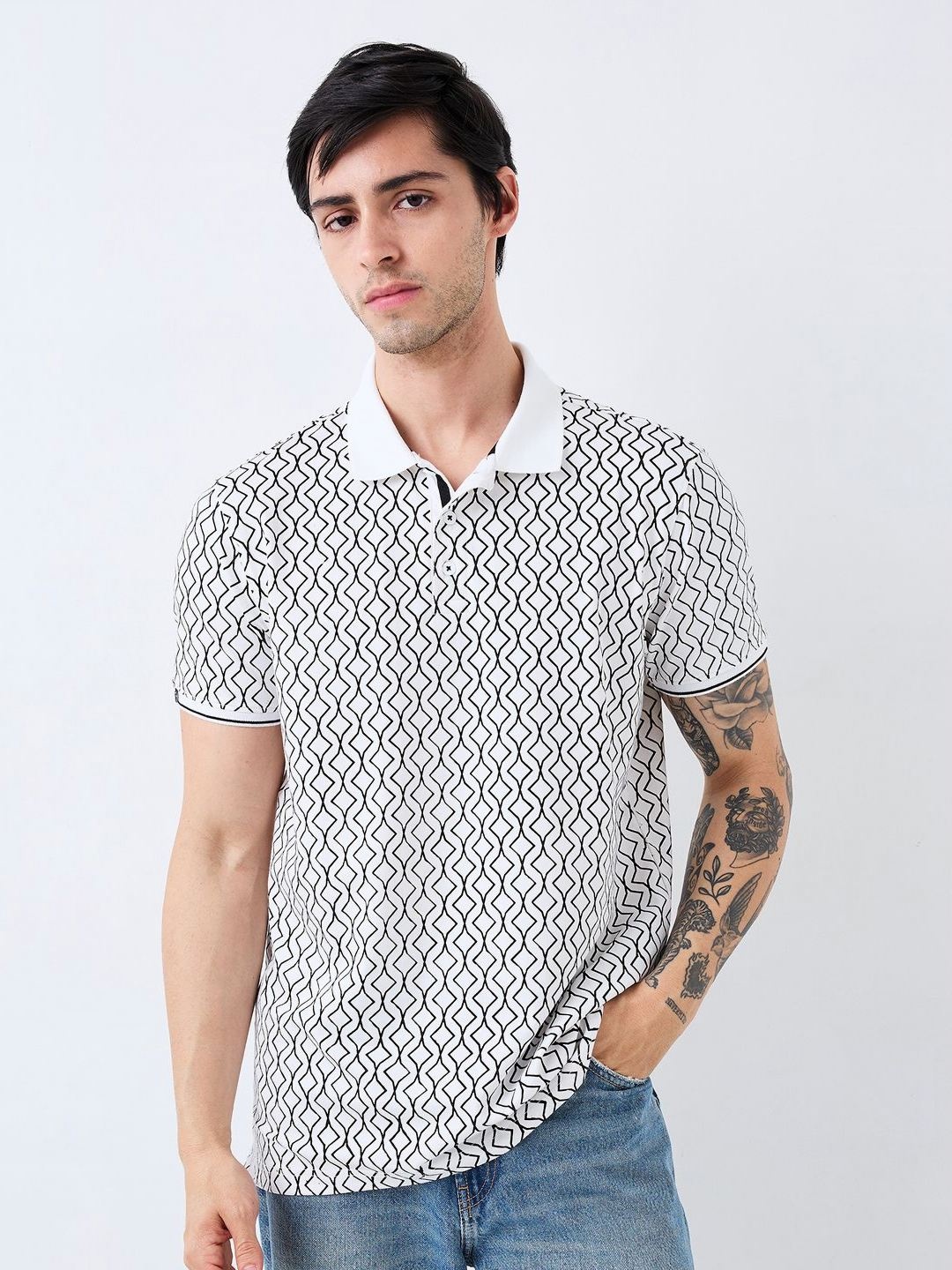 

SPYKAR Men Geometric Printed Polo Collar Cotton Slim Fit T-shirt, White