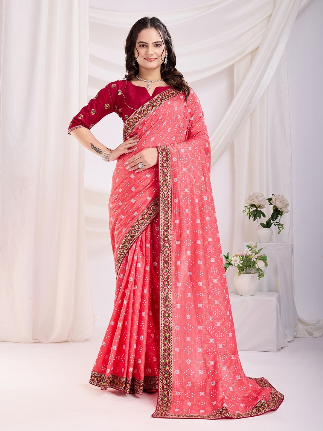 

HERE&NOW Floral Embroidered Bandhani Saree, Red