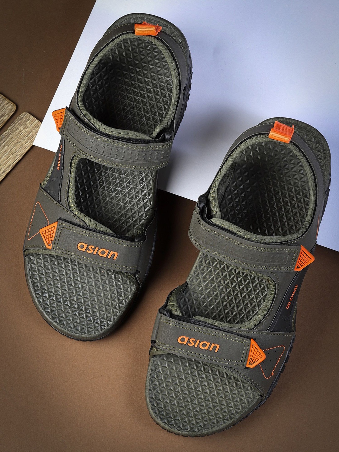 

ASIAN Men Textured Velcro Sports Sandals, Orange