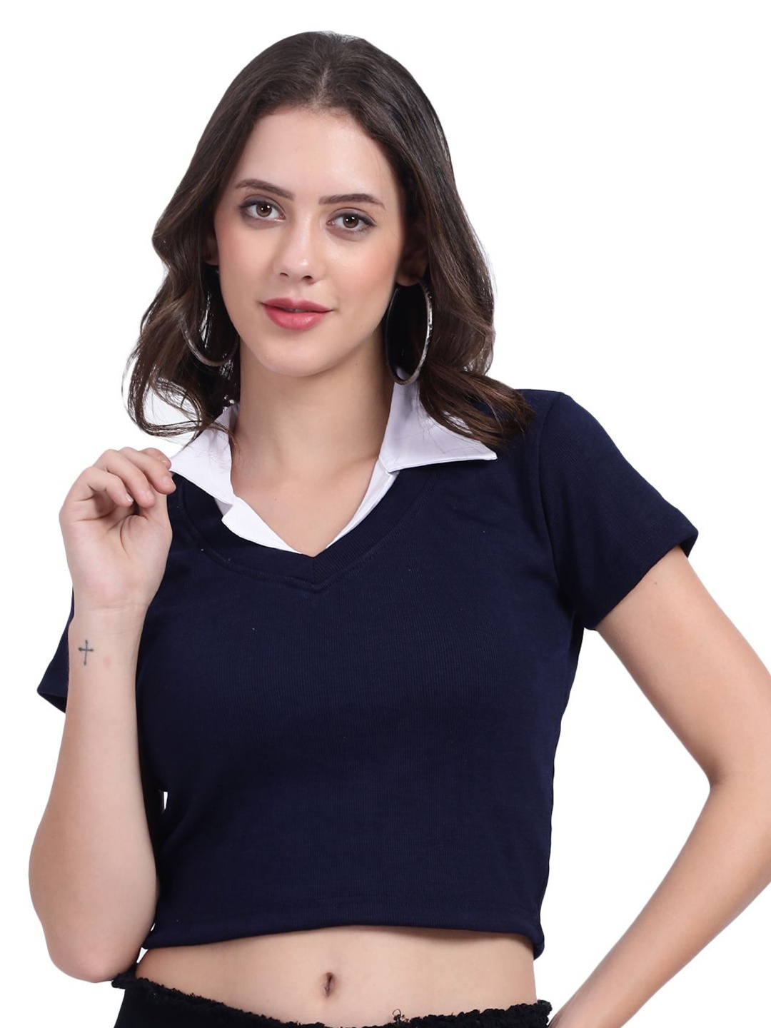 

The Roadster Lifestyle Co Women Shirt Collar Ribed Crop Top, Blue