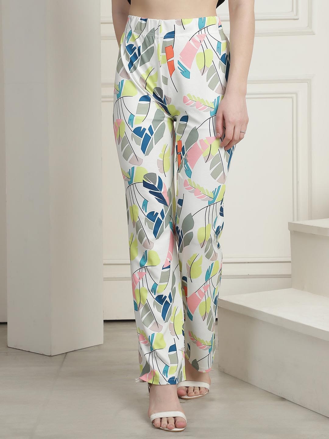 

SZN Women Printed Regular Fit High-Rise Parallel Trousers, White