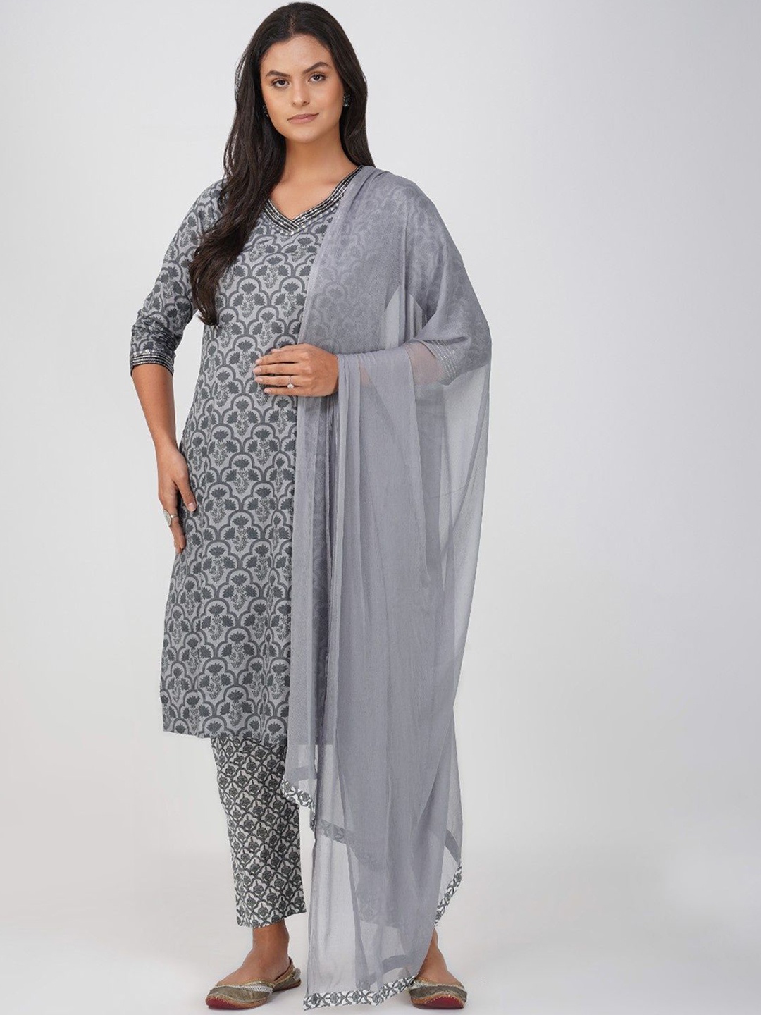 

Bluenixie Floral Printed V-Neck Sequinned Straight Kurta With Trousers & Dupatta, Grey