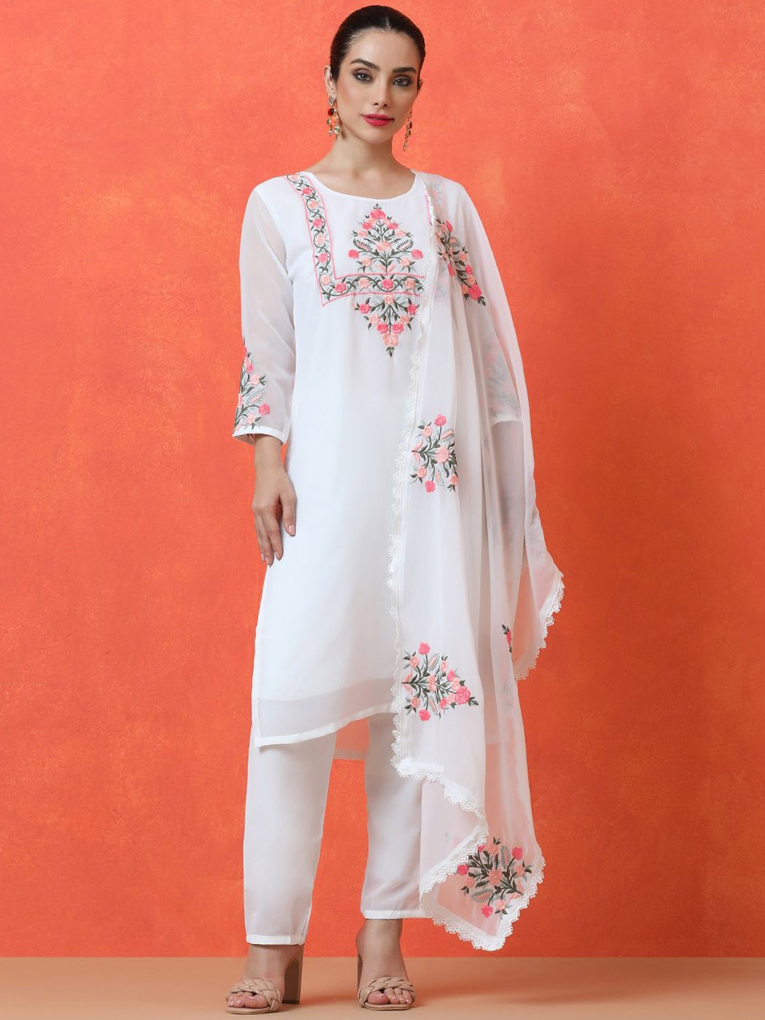 

Jaipur Kurti Floral Embroidered Round Neck Straight Kurta With Trousers And Dupatta, White