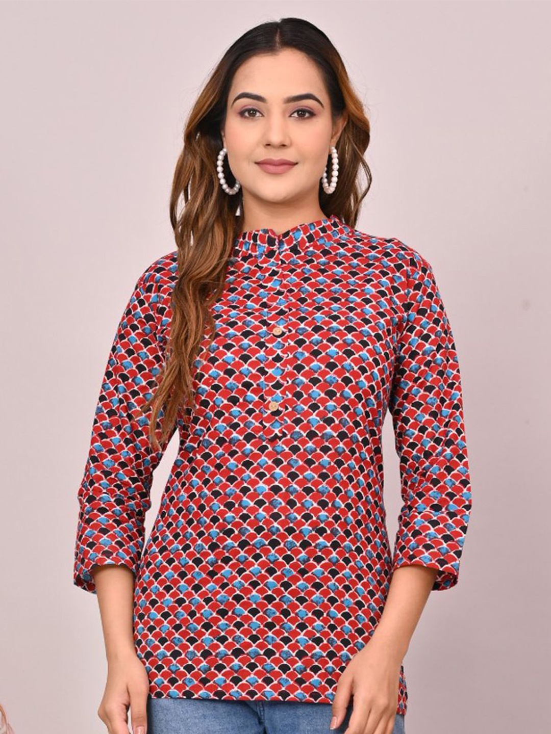 

FABRU Geometric Printed Pure Cotton Kurti, Red