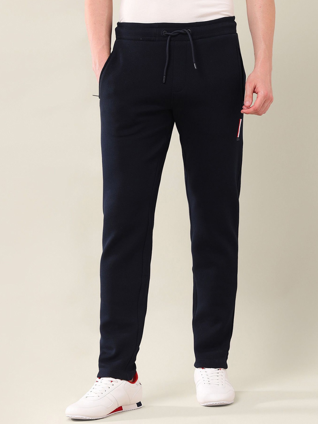 

U.S. Polo Assn. Men Slim Fit Mid Rise Track Pant, Navy blue