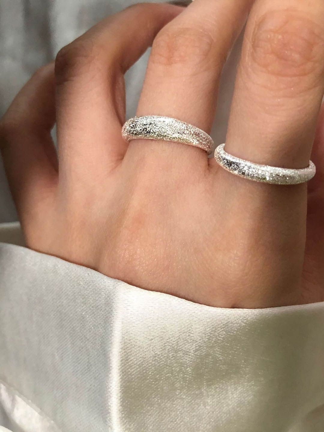 

StyleCast Set Of 2 Elegant Silver Toned Finger Rings