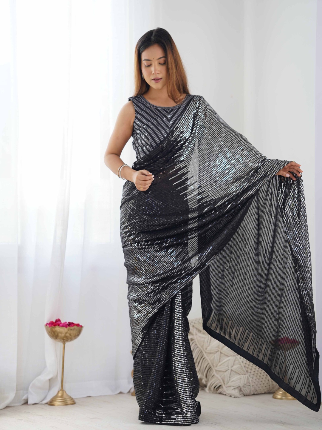 

Moda Rapido Embellished Sequinned Pure Georgette Saree, Silver