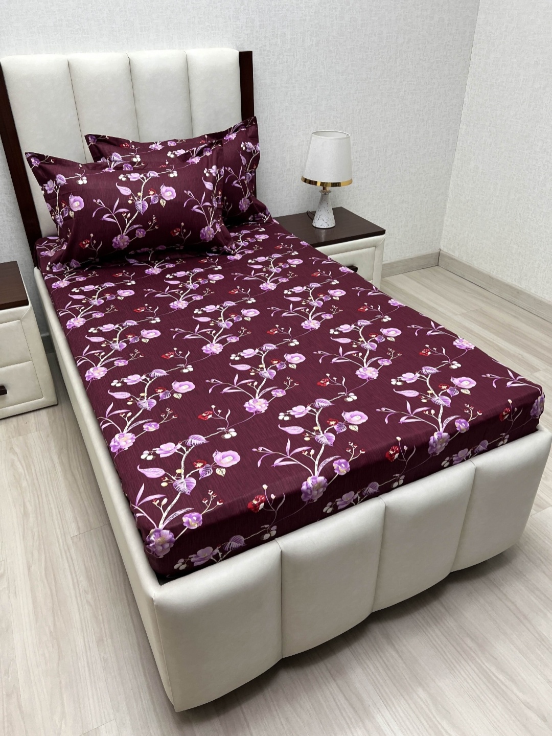 

Pure Decor Lounge Fur Purple Printed Pure Cotton 330 TC Single Bedsheet Set 1.73m x 2.36m