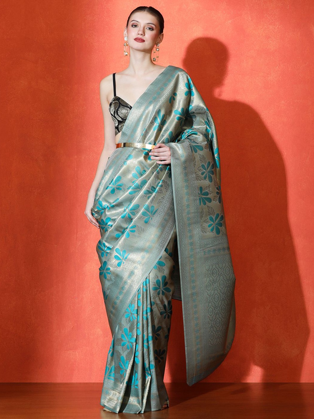 

SARHA Woven Design Kanjeevaram Saree, Blue