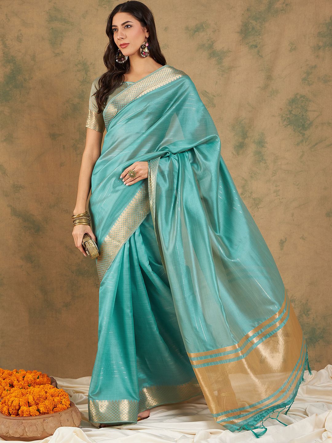 

DEVATITHI Woven Design Zari Saree, Sea green