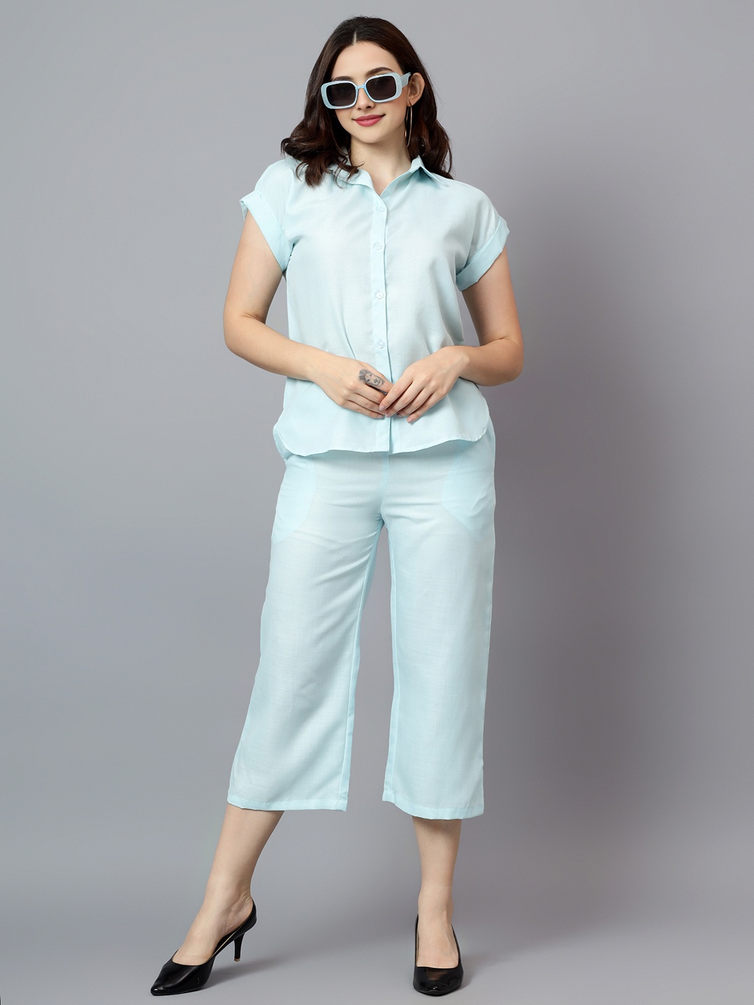 

StyleCast Blue Shirt Collar Short Sleeves Shirt With Capris