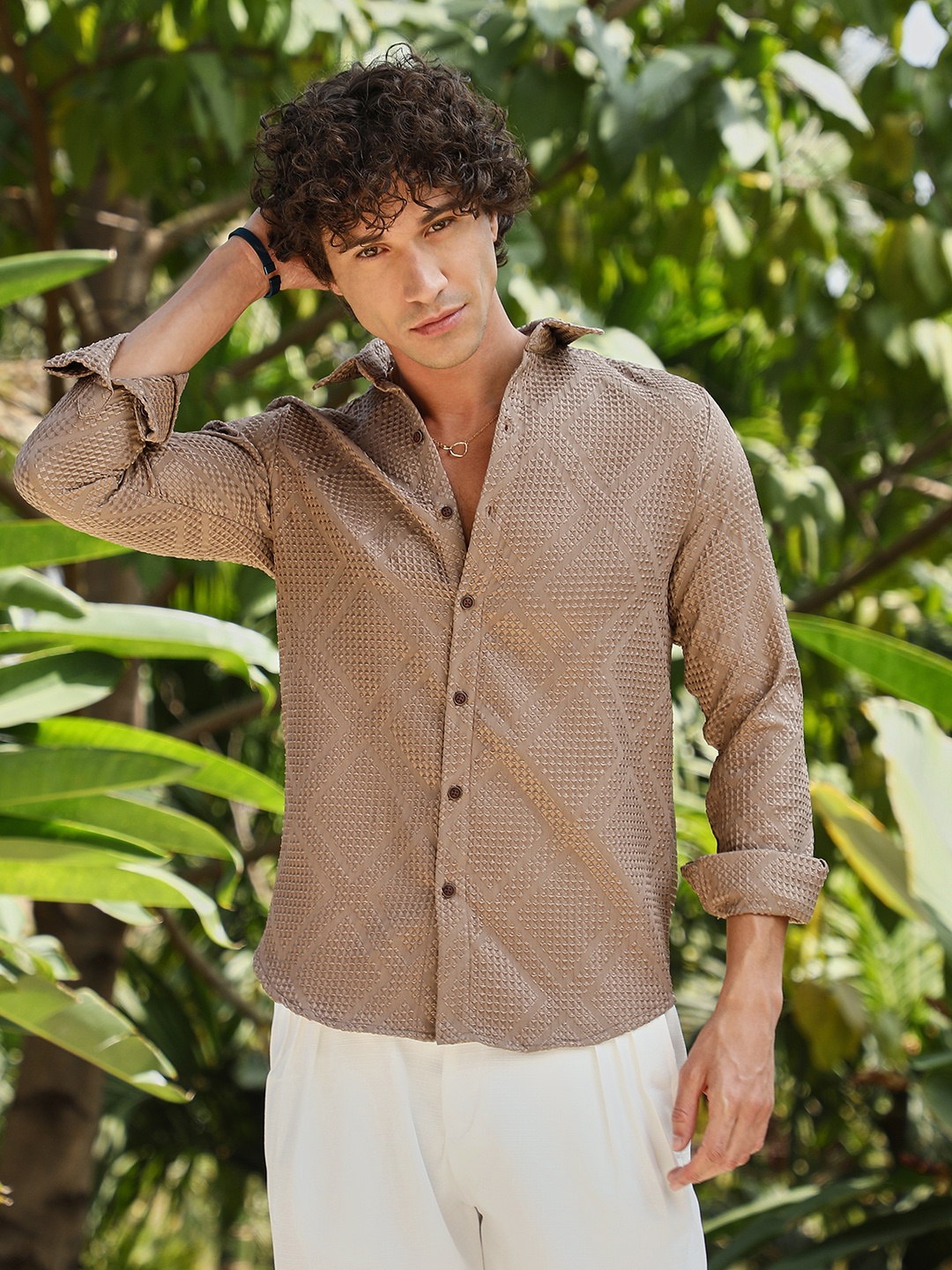 

Campus Sutra Men Comfort Opaque Casual Shirt, Beige