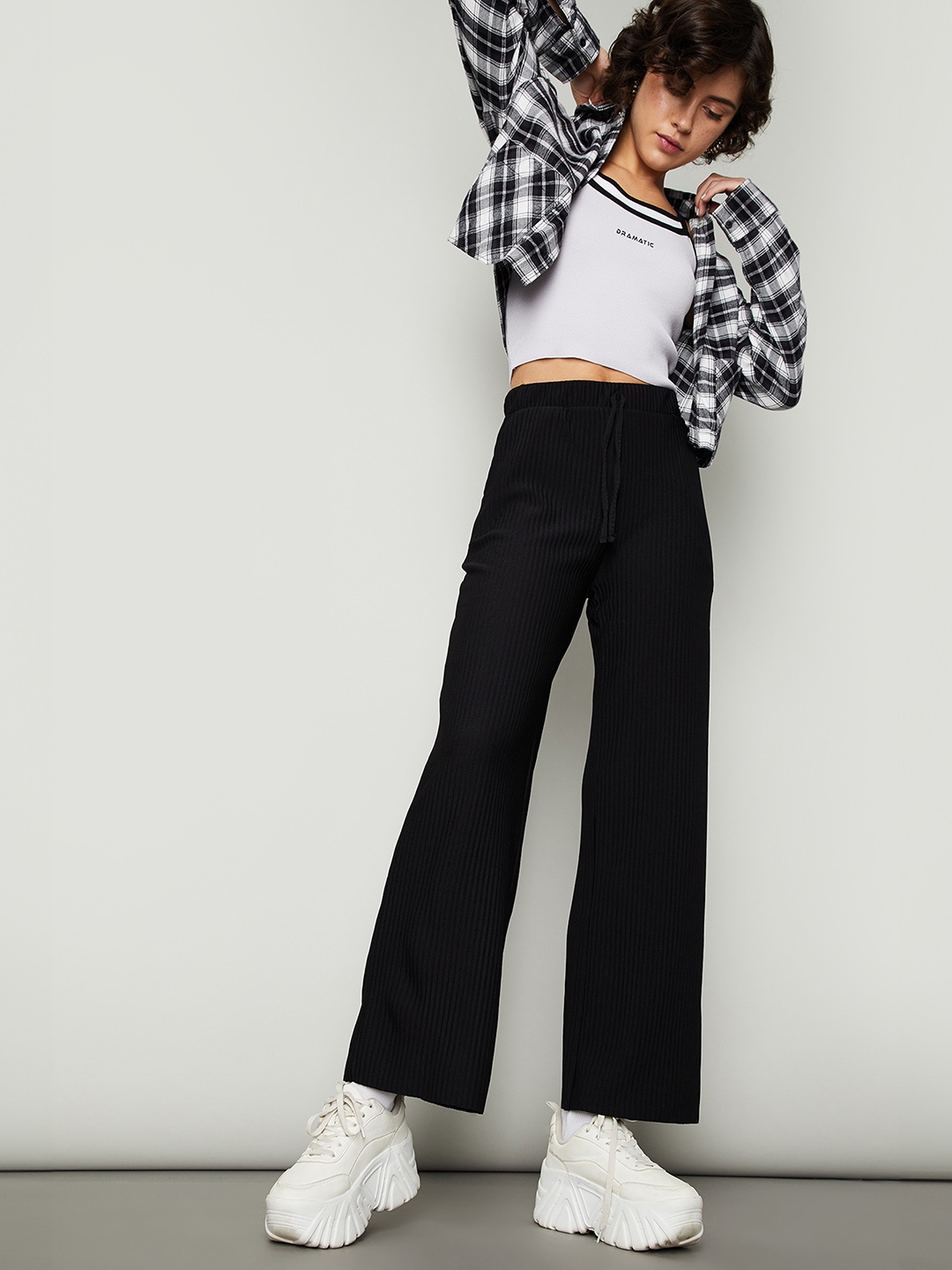 

max Women Trousers, Black