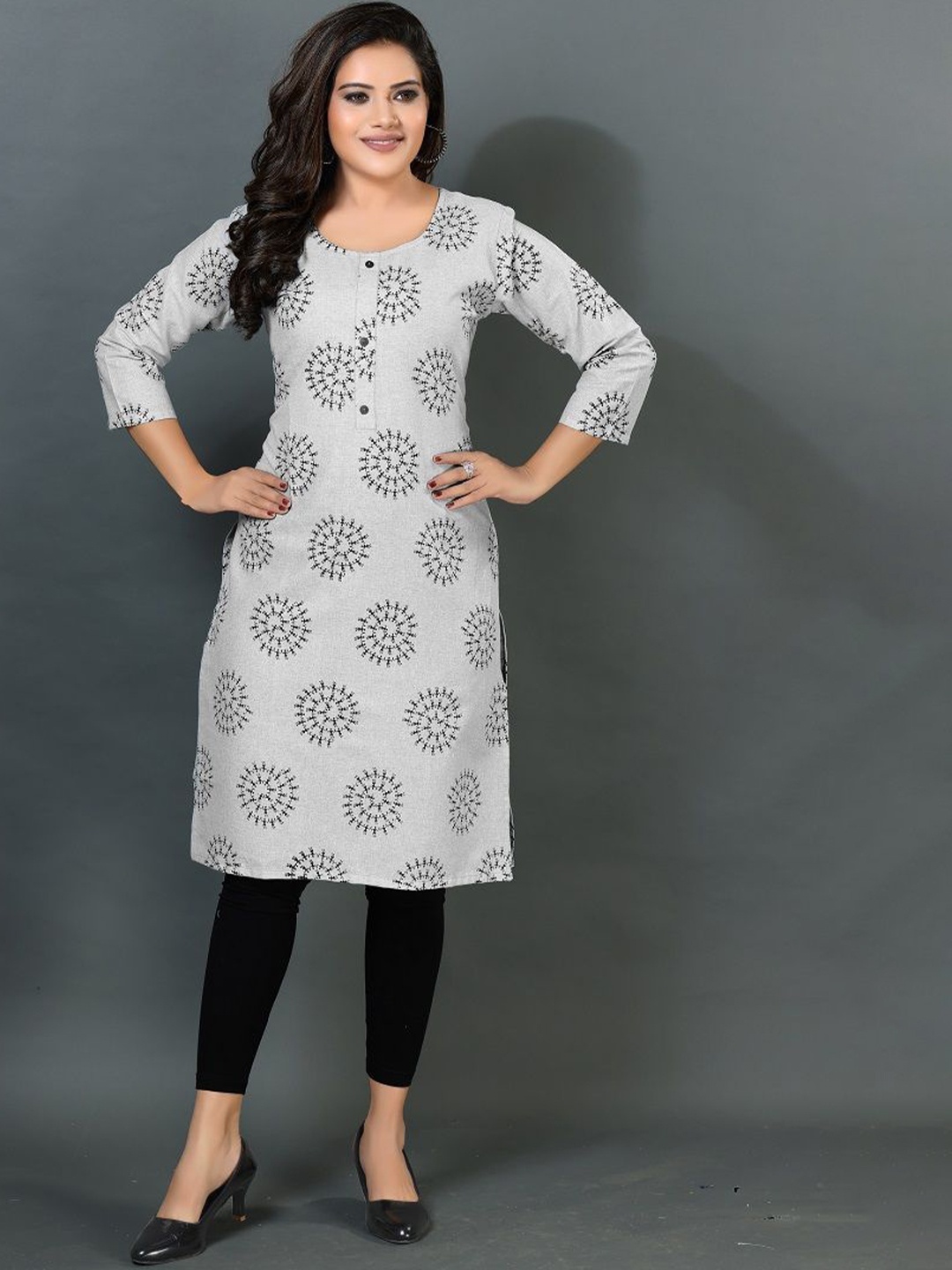 

DREAM & DZIRE Ethnic Motifs Printed Round Neck Pure Cotton Straight Kurta, Grey