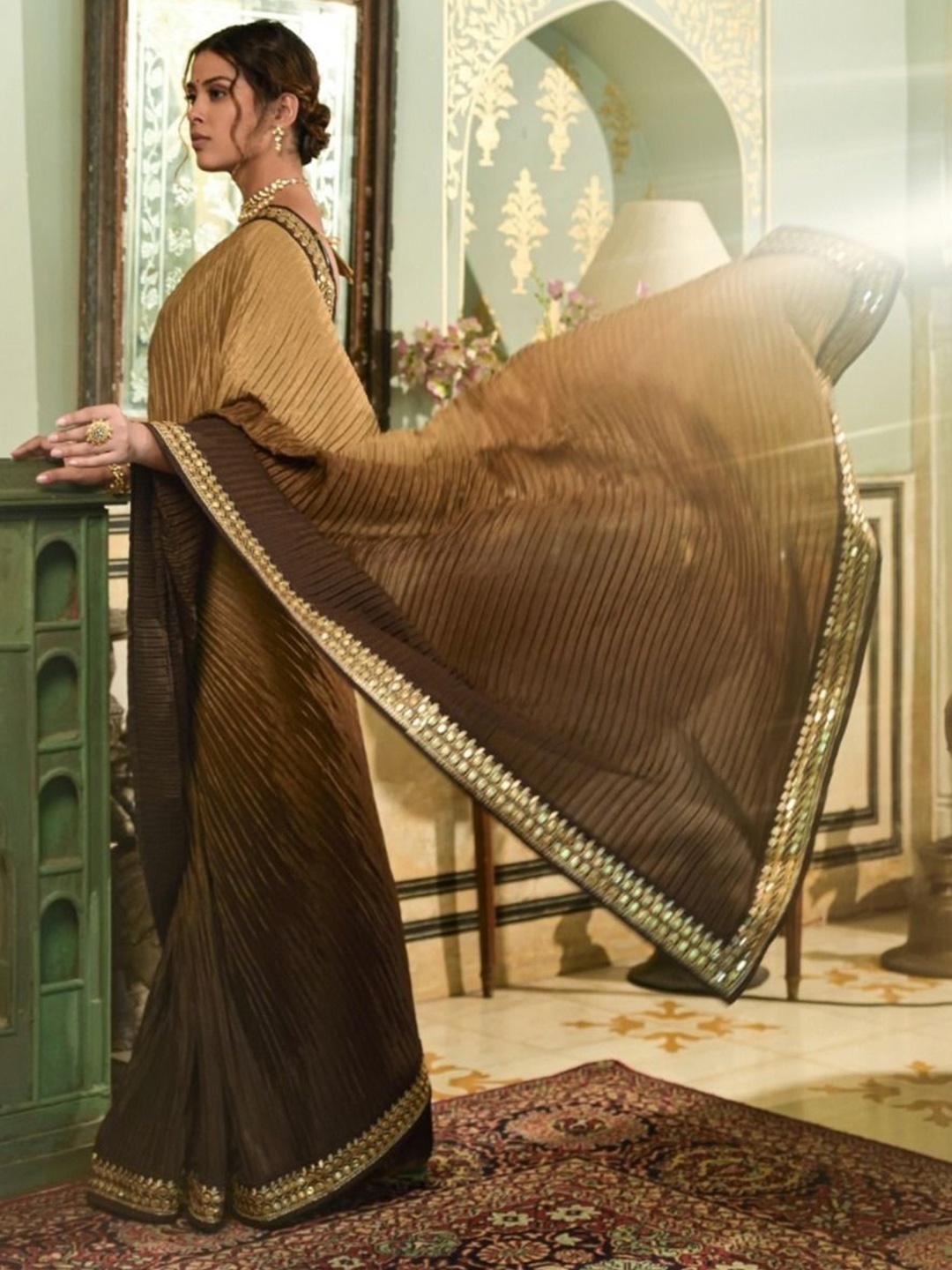 

Anouk Embellished Sequinned Heavy Work Saree, Brown
