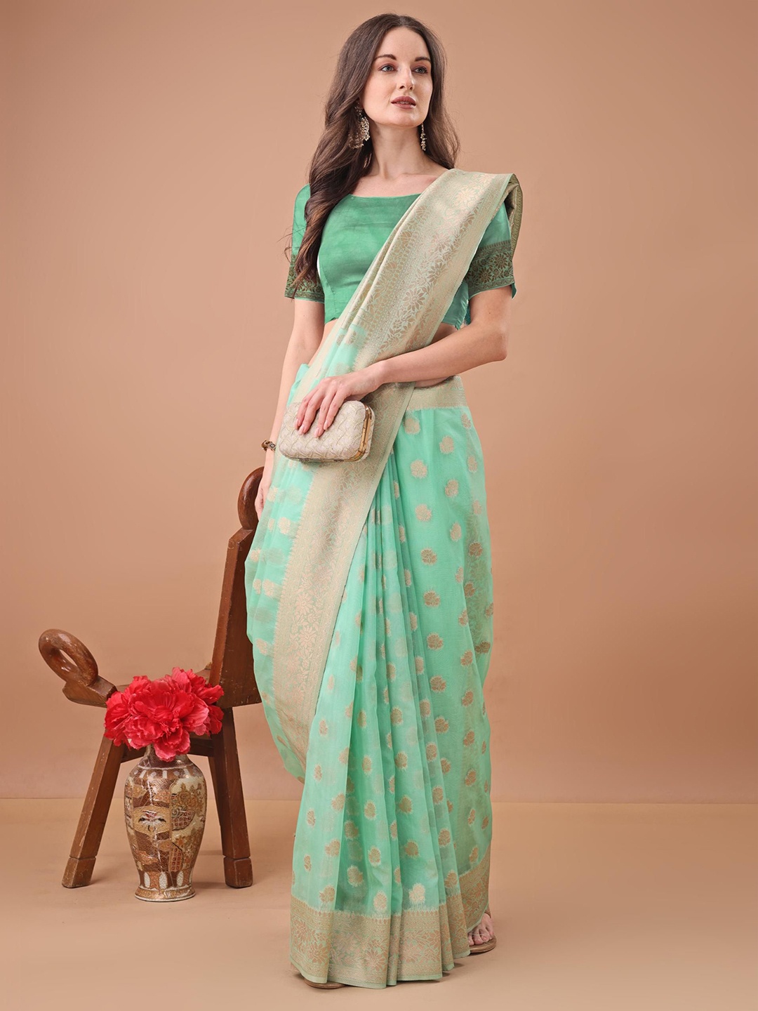 

Rujave Woven Design Zari Organza Saree, Green