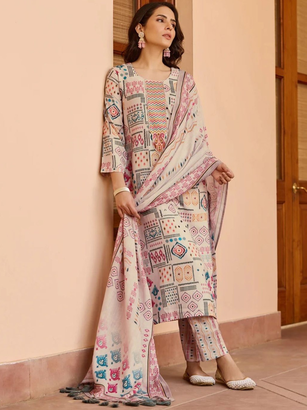 

KALINI Ethnic Motifs Printed Pure Cotton Straight Kurta With Pyjamas And Dupatta, Cream