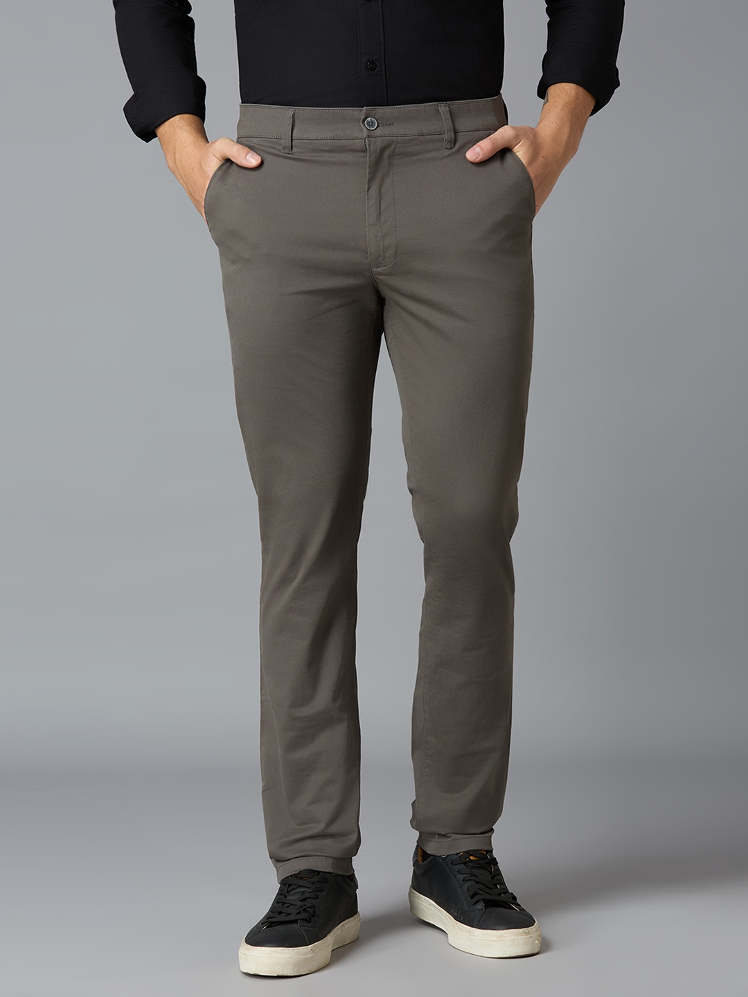 

Reid & Taylor Men Tailored Relaxed Fit Mid-Rise Trouser, Grey
