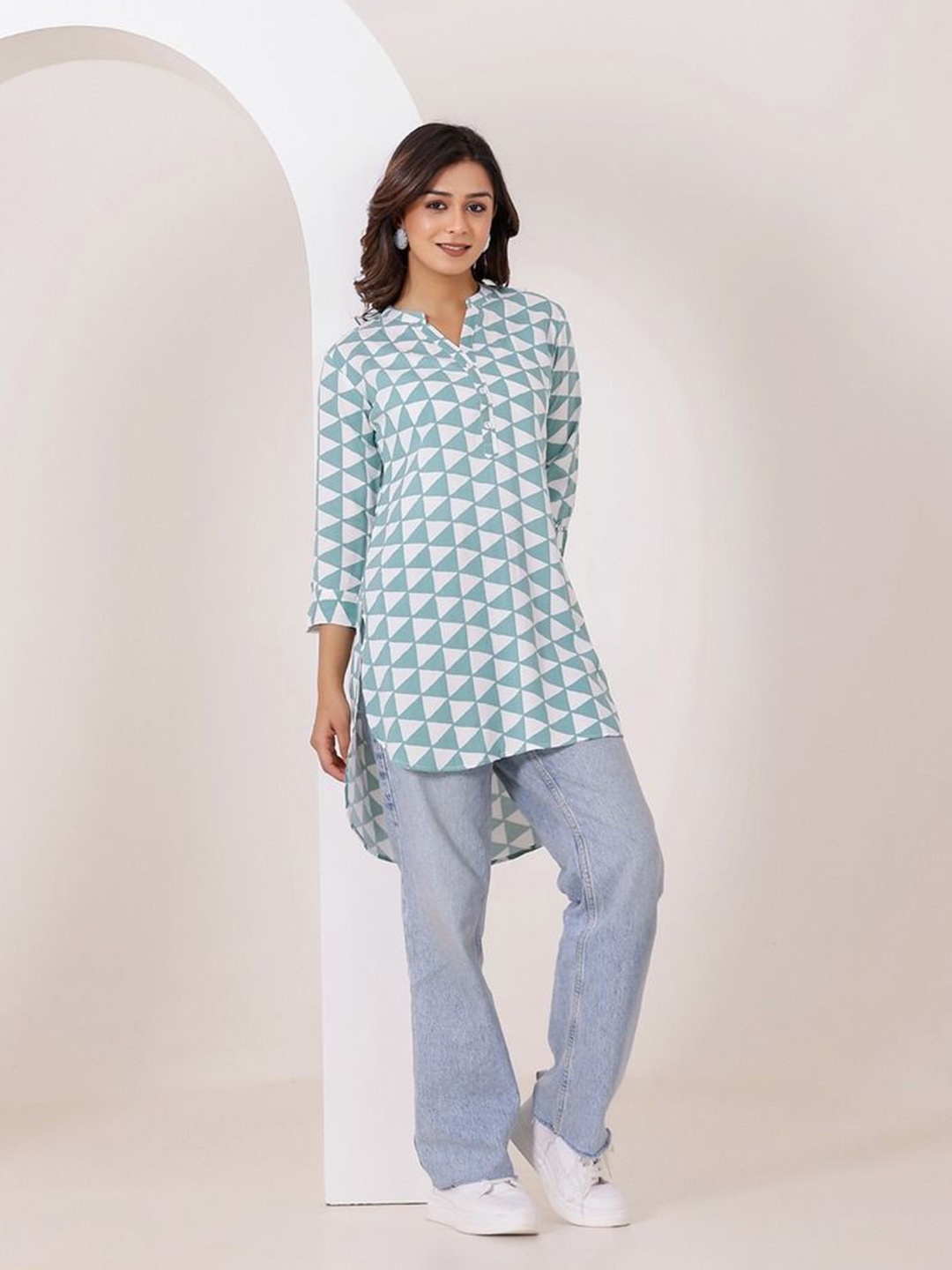 

Vivika Women Mandarin Collar Printed Tunic, White