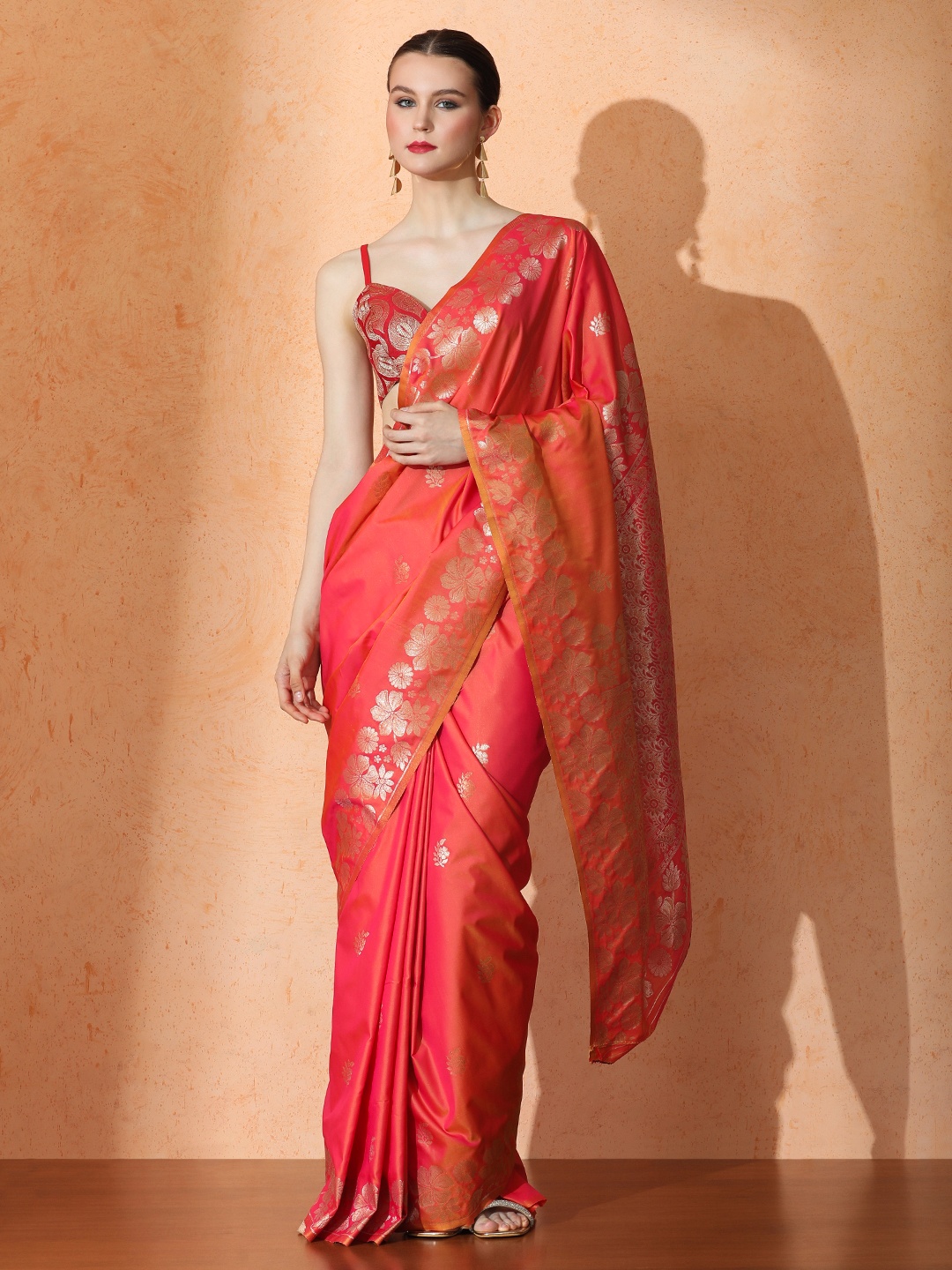 

SARHA Woven Design Floral Printed Banarasi Saree, Orange