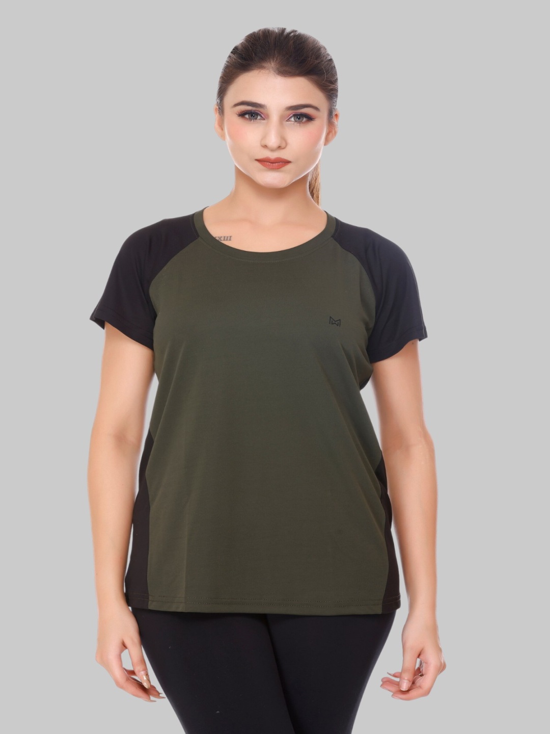 

White Moon Women Dry Fit Solid Training or Gym Round Neck T-shirt, Olive