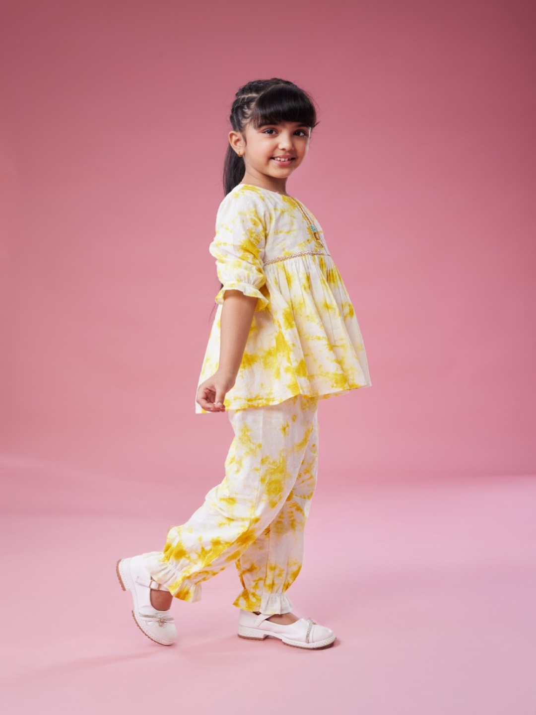 

MASTARANG Kids Printed Ethnic Co-Ord Set, Yellow