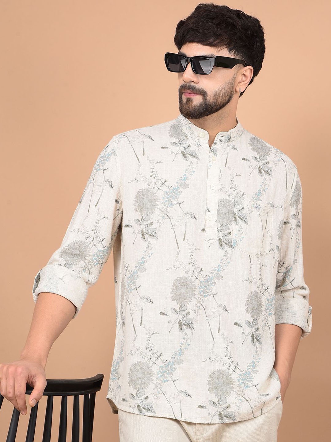 

Crimsoune Club Floral Printed Mandarin Collar Linen Straight Kurta, Beige