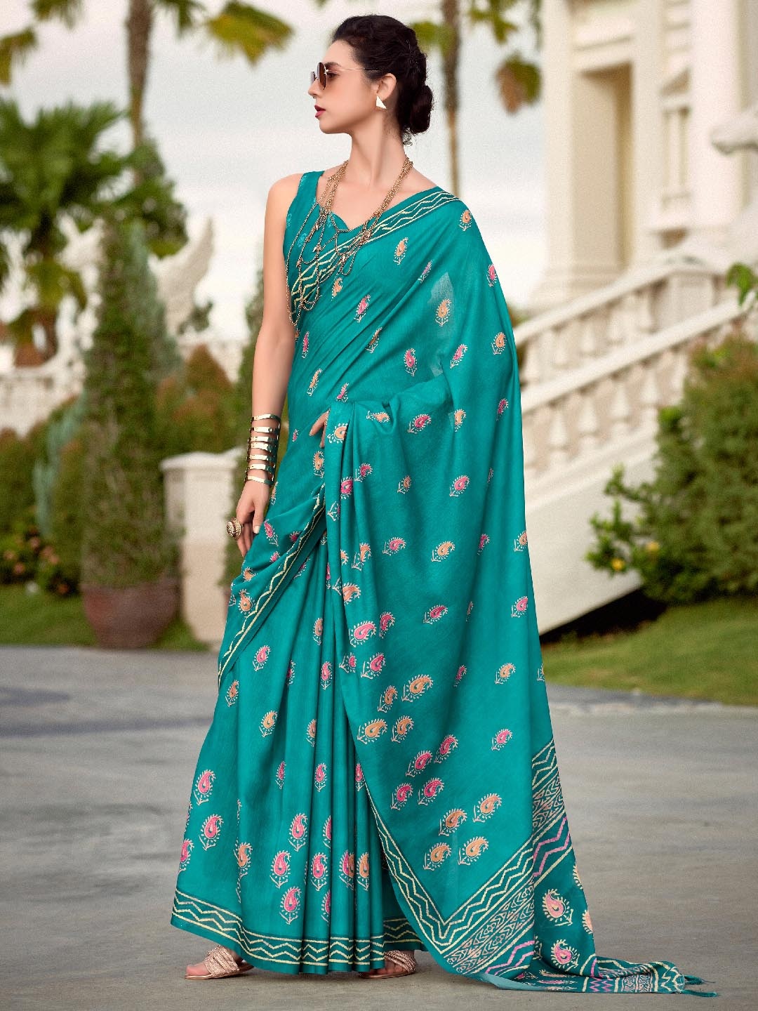 

Panzora Paisley Printed Saree, Teal