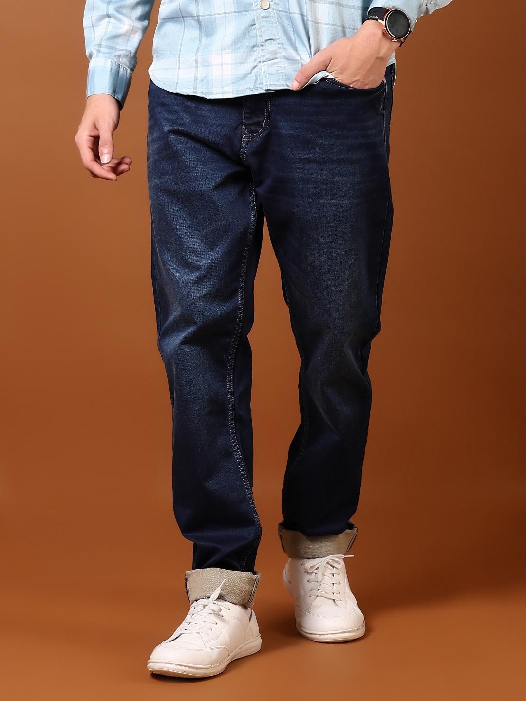 

V-Mart Men Regular Fit Mid-Rise Cotton Light Fade Jeans, Blue