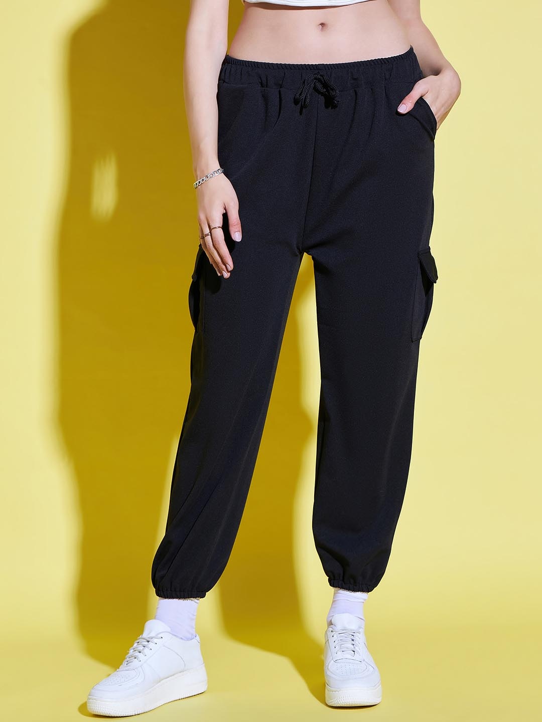 

BUY NEW TREND Women Relaxed High-Rise Joggers Trousers, Black