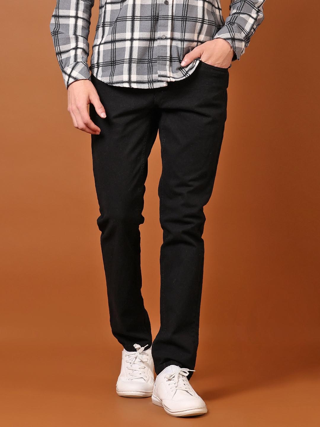 

V-Mart Men Cotton Mid-Rise Jeans, Black