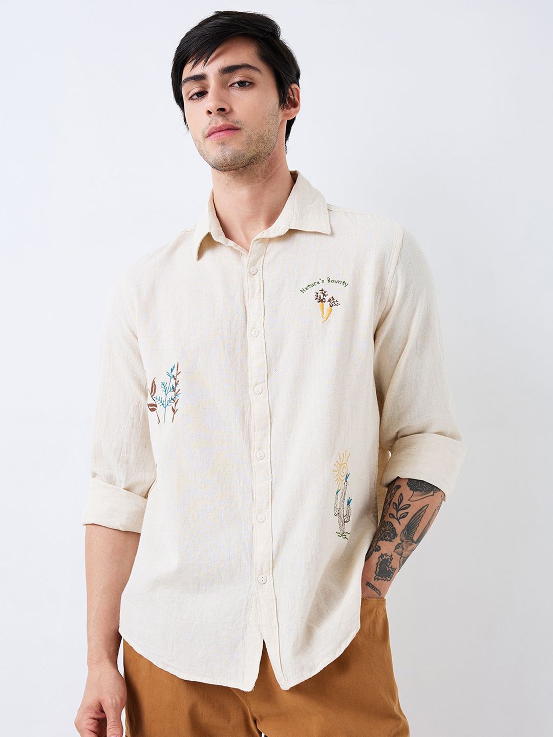 

SPYKAR Men Spread Collar Floral Printed Cotton Casual Shirt, Beige