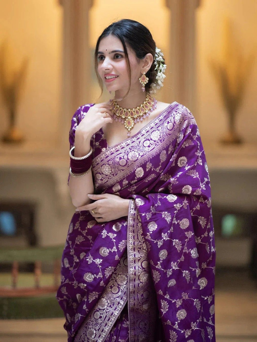 

VILLAGIUS Woven Design Zari Pure Silk Kanjeevaram Saree, Purple