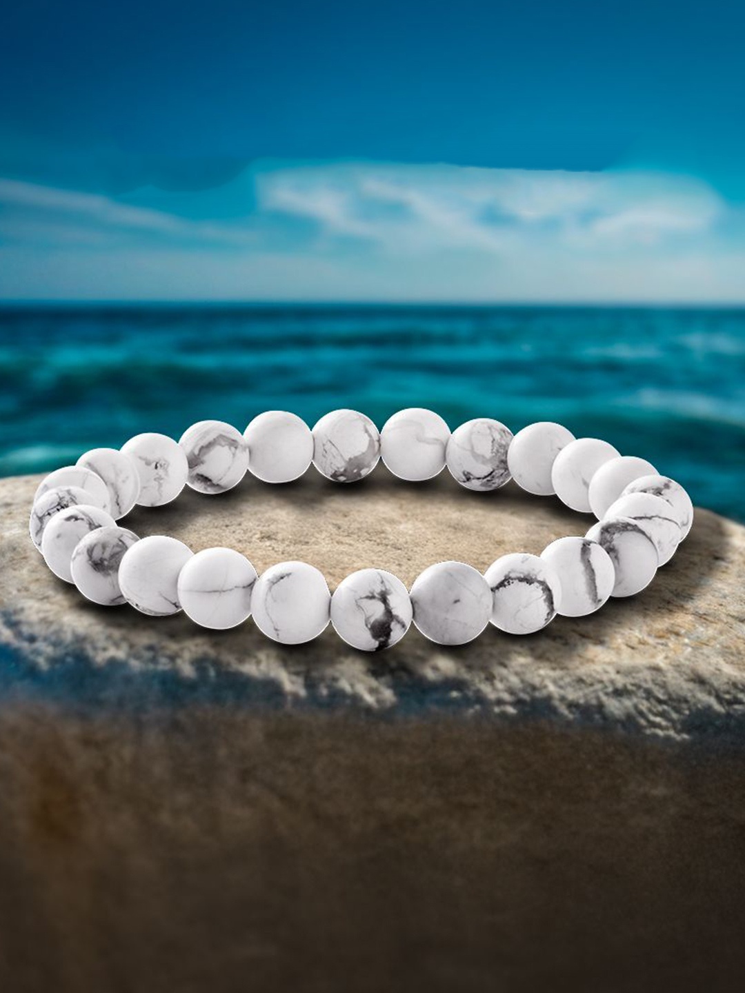 

BLACK MAMBA Howlite Natural Stone Stretchable Unisex Bracelet, White