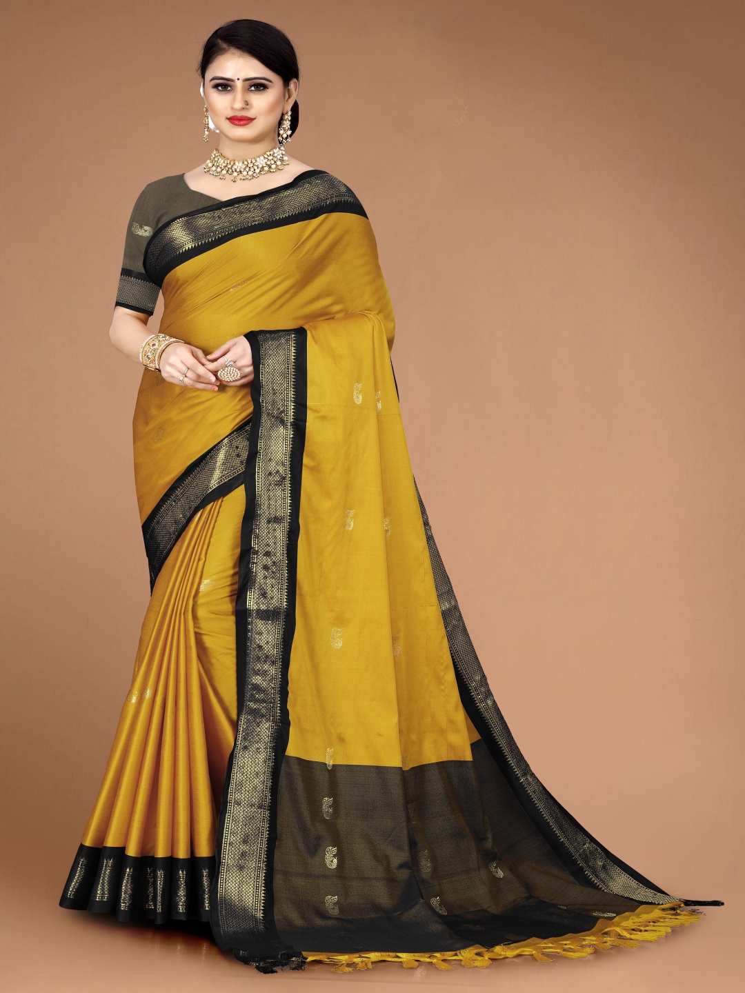 

Moda Rapido Zari Art Silk Paithani Saree, Yellow