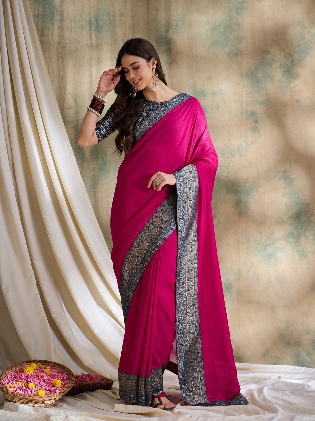 

DEVATITHI Pink Vichitra Saree