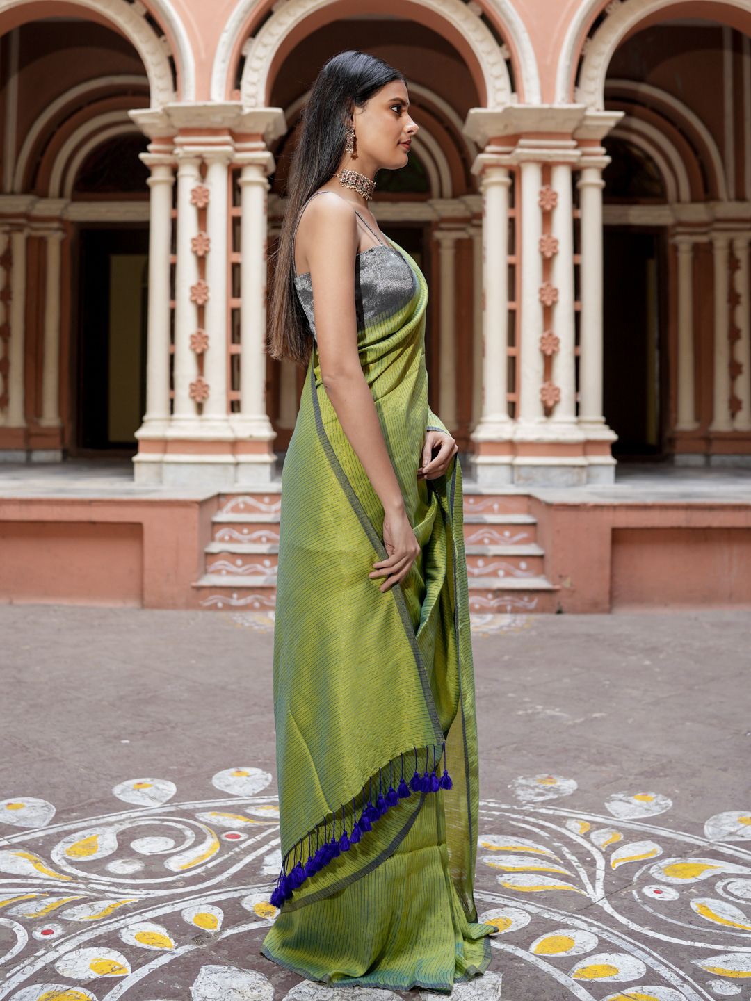 

Suta Green Color Cotton Zari Saree