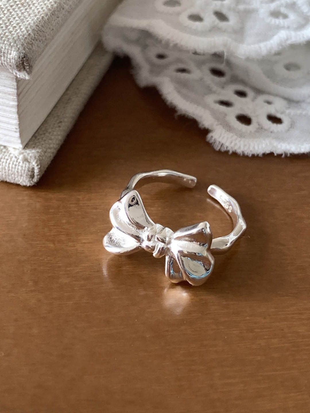 

StyleCast Elegant Silver Toned Intricate Textured Finger Ring