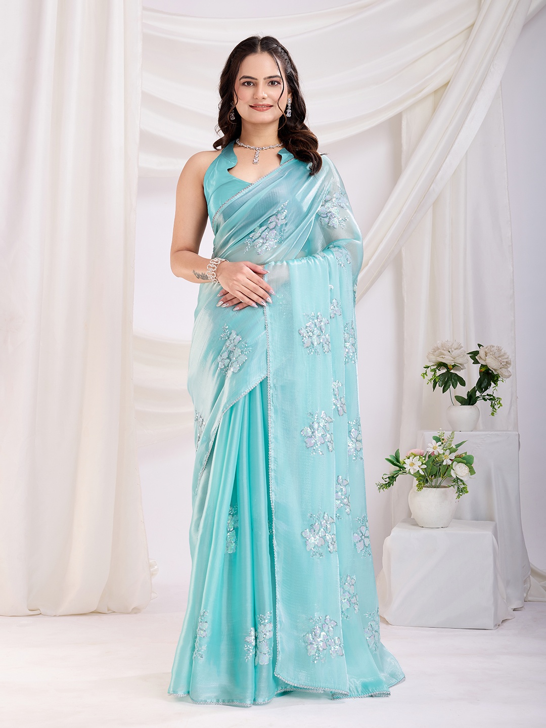 

HERE&NOW Floral Sequinned Designer Saree, Turquoise blue