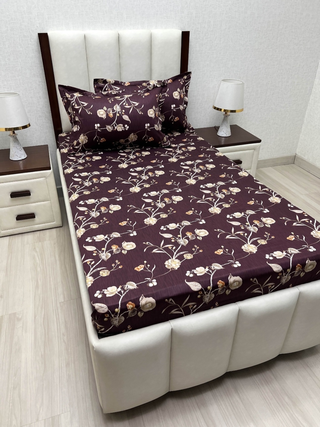 

Pure Decor Lounge Fur Purple Printed Pure Cotton 250 TC Single Bedsheet Set 1.73m x 2.36m