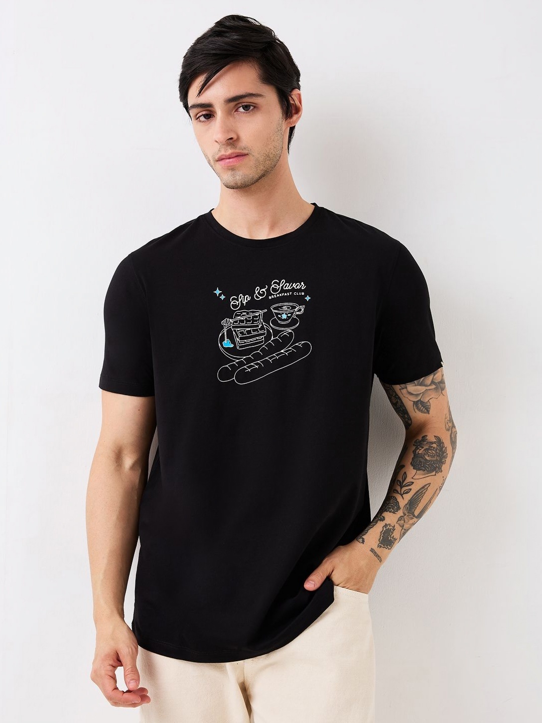 

SPYKAR Men Graphic Printed Round Neck Cotton Slim Fit T-shirt, Black