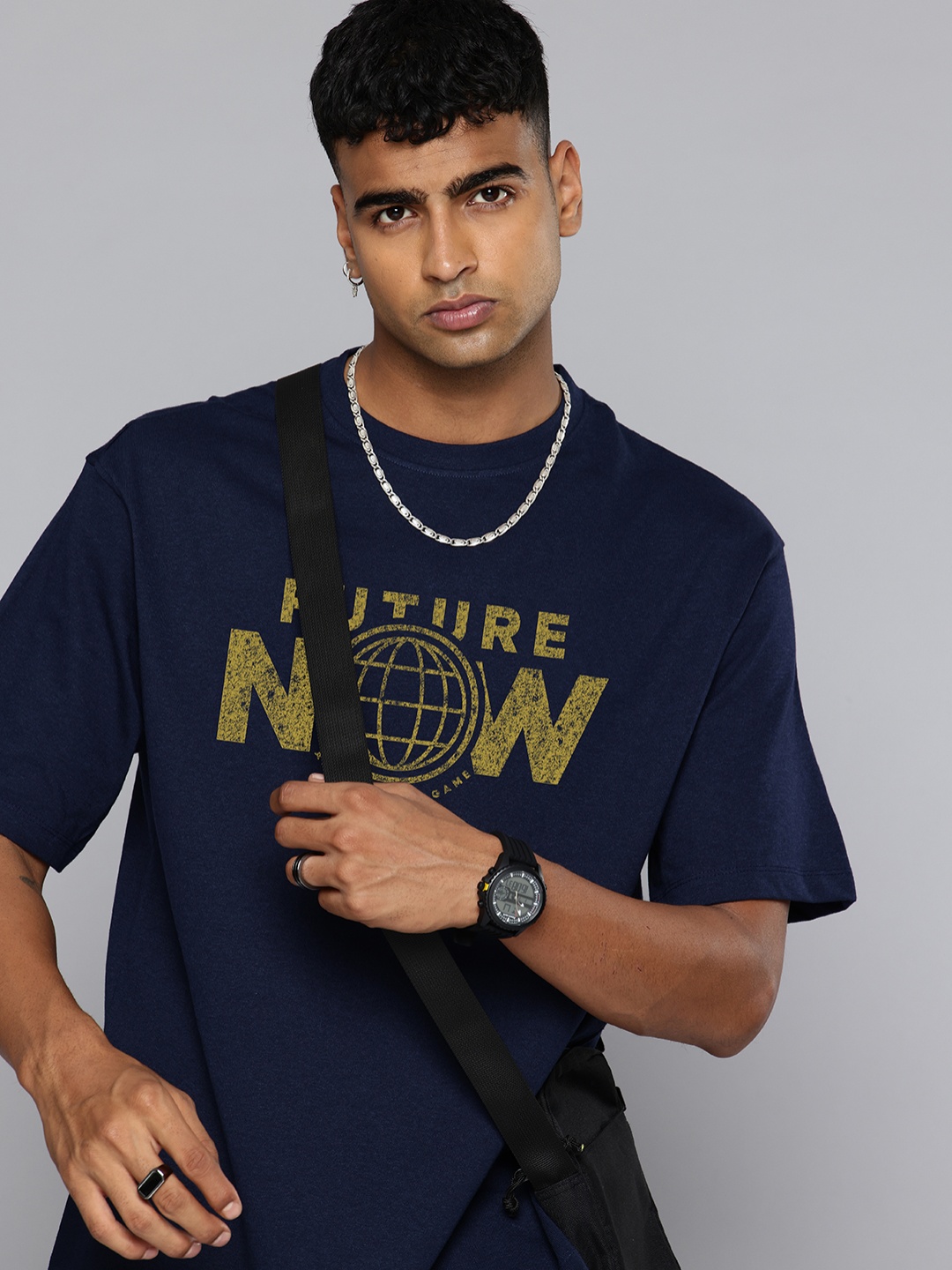 

R.Code by The Roadster Life Co. Men Printed Applique T-shirt, Navy blue