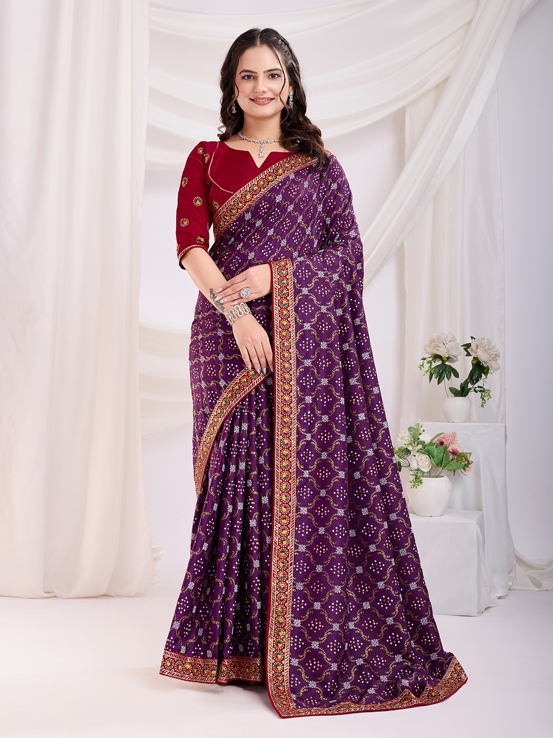 

HERE&NOW Embroidered Bandhani Saree, Purple
