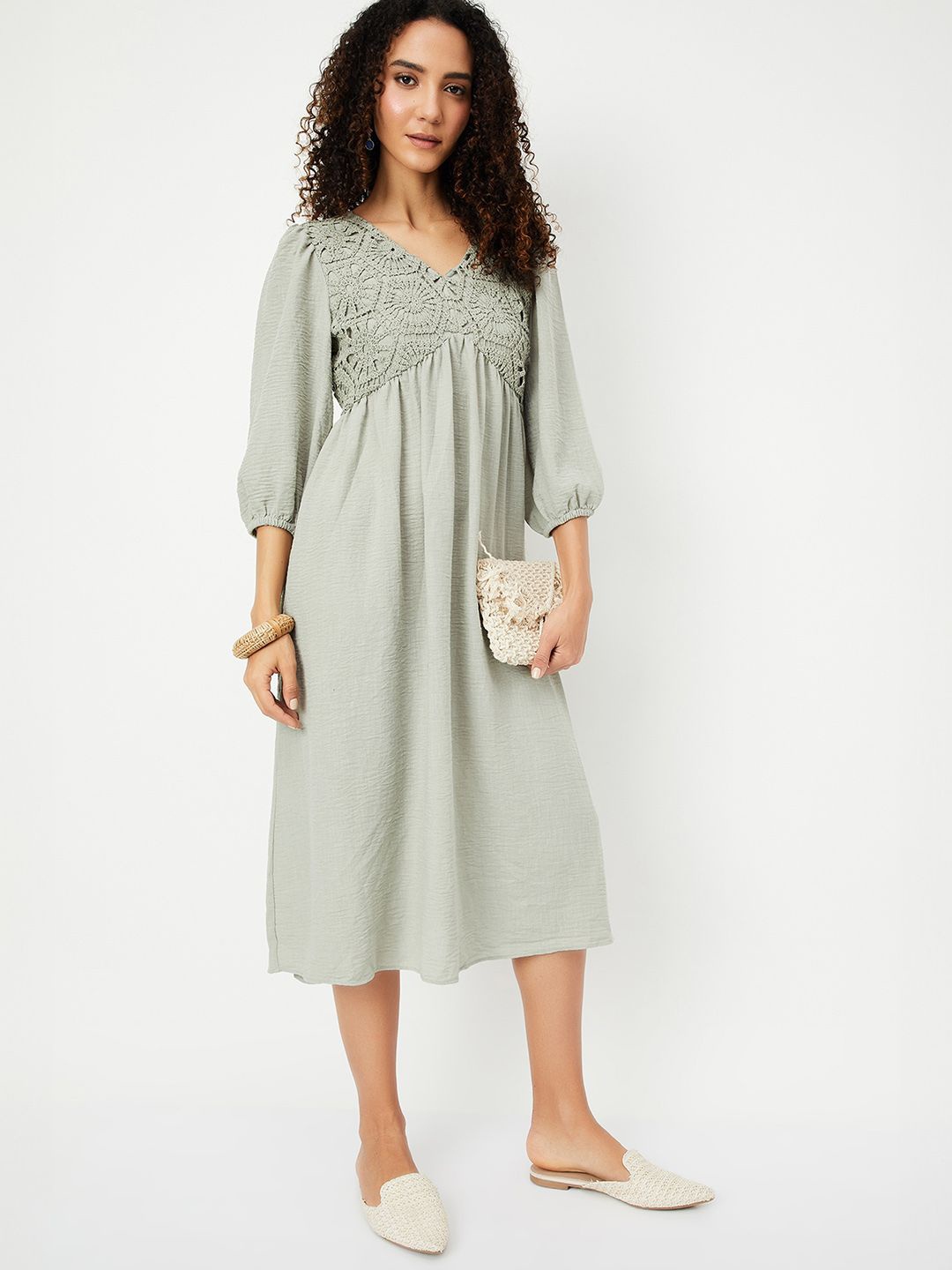 

max V-Neck Puff Sleeve Empire Midi Dress With Lace Inserts, Green